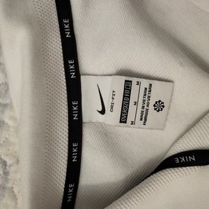 Nike pullover